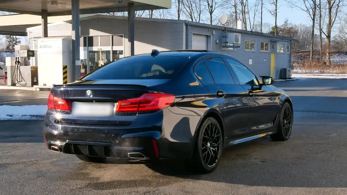 Gebraucht BMW 530 252 PS (185 kW) 2019 Schwarz Limousine