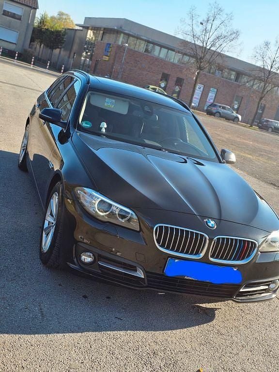 Schwarz Gebraucht 2014 BMW 520 Sport Line Limousine | 10.500 € (Guter Preis) - Bild 1/4