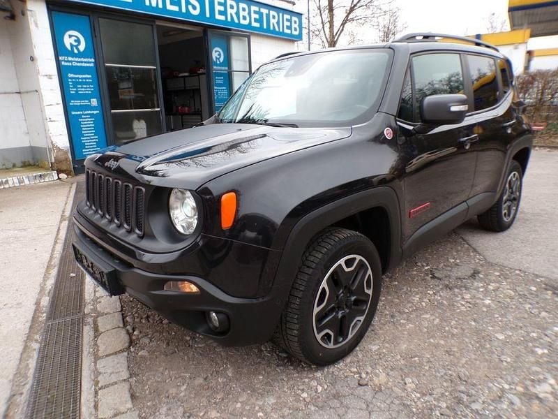 Gebraucht Jeep Renegade Trailhawk 170 PS (125 kW) 2017 Schwarz SUV