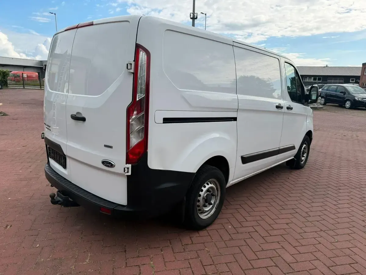 Gebraucht Ford Transit Custom 105 PS (77 kW) 2018 Weiß