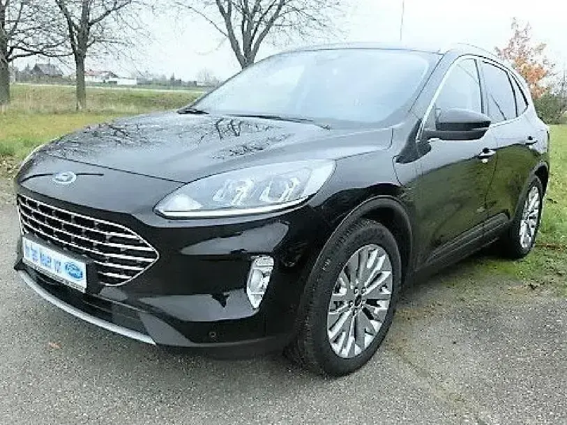 Gebraucht Ford Kuga Titanium 152 PS (111 kW) 2020 Unbekannt (metallic) SUV