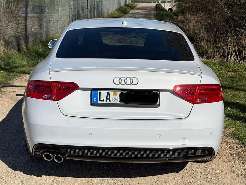 Gebraucht Audi A5 Sport 245 PS (180 kW) 2015 Weiß Coupé