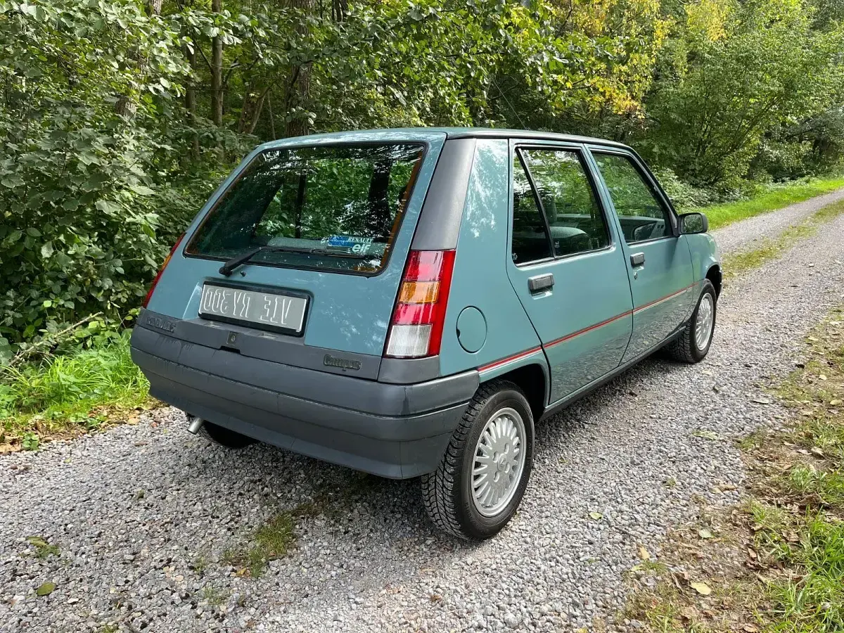 Brugt Renault R5 Campus 45 HK (33 kW) 1990 Blå Hatchback
