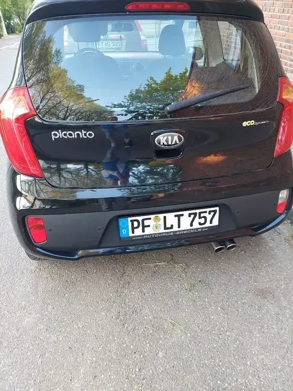 Gebraucht Kia Picanto Spirit 86 PS (63 kW) 2013 Schwarz Kleinwagen
