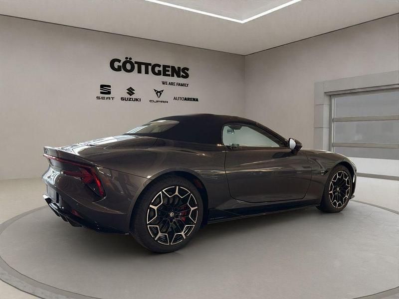 Neu MG Cyberster 250 kW (340 PS) 2026 Silber Cabrio
