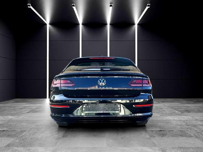 Gebraucht VW Arteon 150 PS (110 kW) 2022 Deep black perleffek (metallic) Kombi