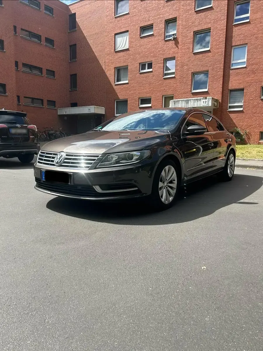 Gebraucht VW CC 170 PS (125 kW) 2012 Braun Limousine