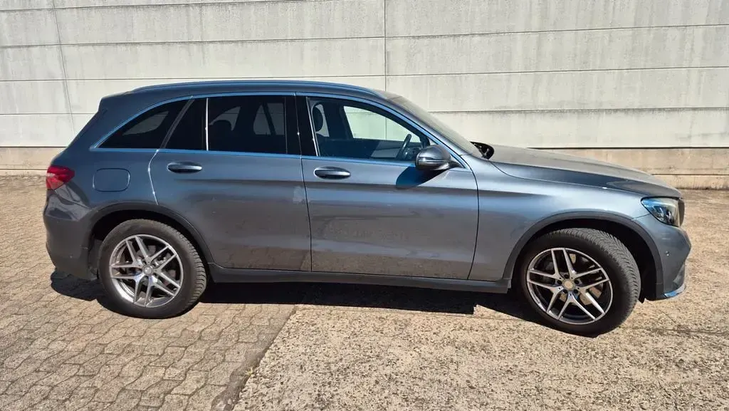 Gebraucht Mercedes GLC220 170 PS (125 kW) 2015 Grau SUV