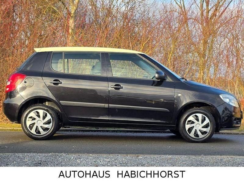 Gebraucht Skoda Fabia Ambiente 86 PS (63 kW) 2010 Schwarz Kleinwagen