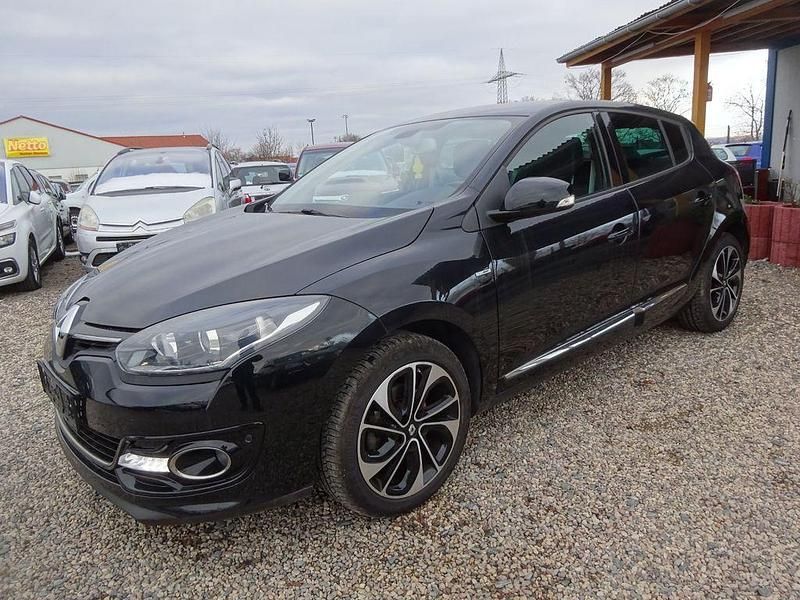 Schwarz Gebraucht 2015 Renault Mégane Bose Edition Limousine | 5.200 € - Bild 1/4