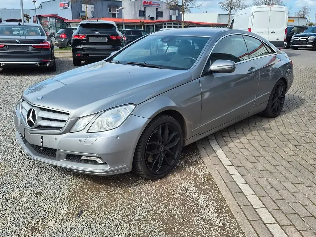Second-hand Mercedes E350 231 CP (169 kW) 2010 Argintiu Coupe