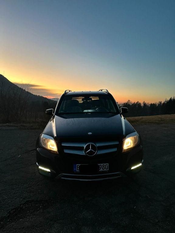 Gebraucht Mercedes GLK200 143 PS (105 kW) 2014 Schwarz SUV