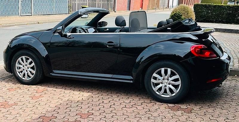 Usata VW Beetle 103 CV (75 kW) 2015 Nero Utilitaria