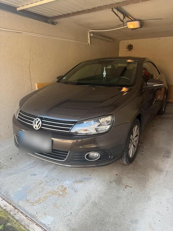 Gebraucht VW Eos 122 PS (89 kW) 2012 Braun Cabrio