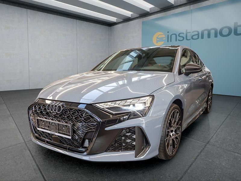 Grau Gebraucht 2025 Audi RS3 Kleinwagen | 81.699 € - Bild 1/4