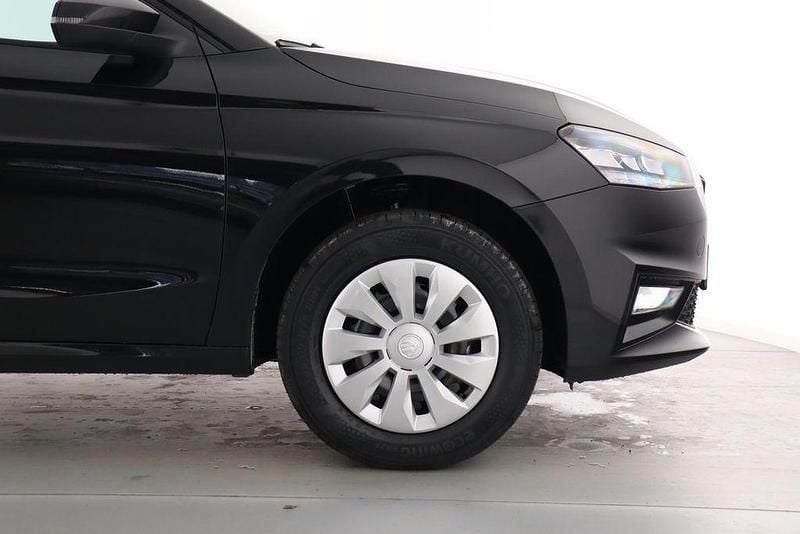 Neu Skoda Fabia Essence 80 PS (58 kW) 2026 Blackmagic perleffekt Kleinwagen
