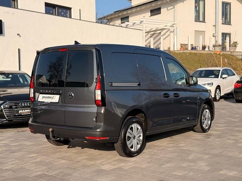 Gebraucht VW Caddy 122 PS (89 kW) 2023 Grau Van / Kleinbus
