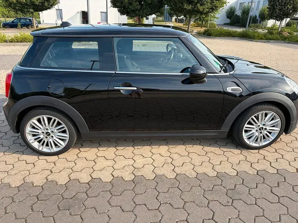 Gebraucht Mini Cooper Chili 136 PS (100 kW) 2015 Schwarz Kleinwagen