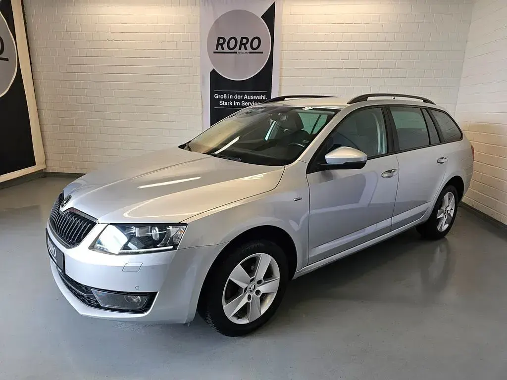 Gebraucht Skoda Octavia Joy 150 PS (110 kW) 2016 Silber Kombi