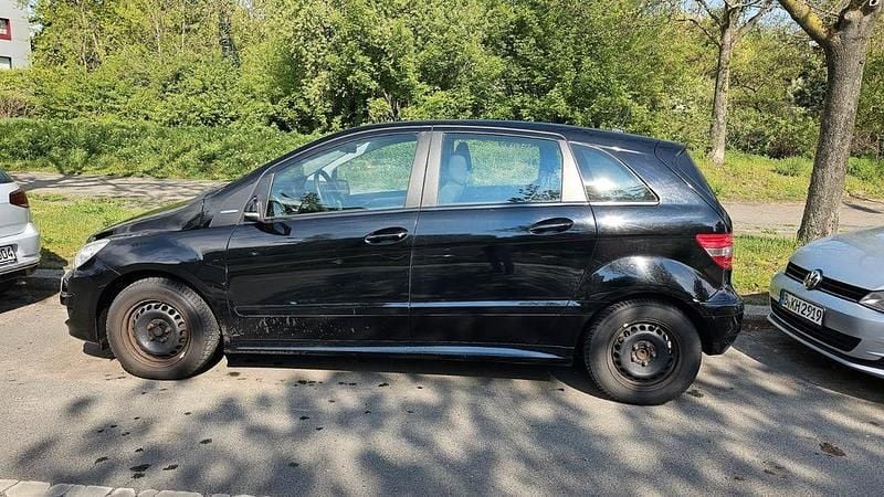 Gebraucht Mercedes B160 95 PS (69 kW) 2009 Schwarz Van / Kleinbus