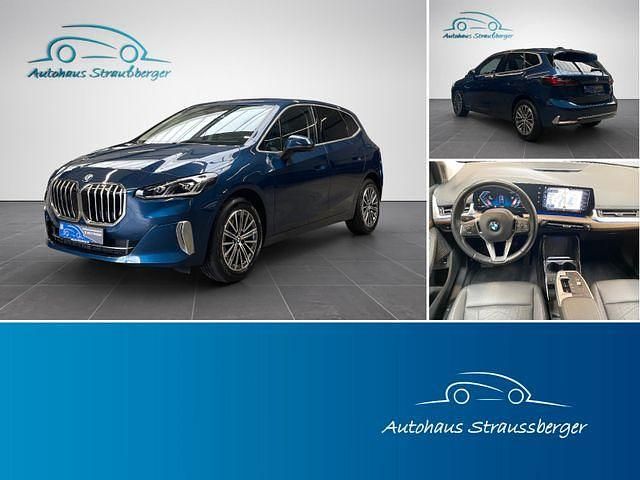 Blau Gebraucht 2023 BMW 218 Luxury Line Van / Kleinbus | 25.290 € (Guter Preis) - Bild 1/4