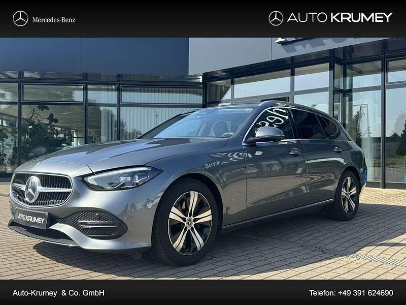 Grau Gebraucht 2023 Mercedes C220 Avantgarde Kombi | 30.800 € (Guter Preis) - Bild 1/4