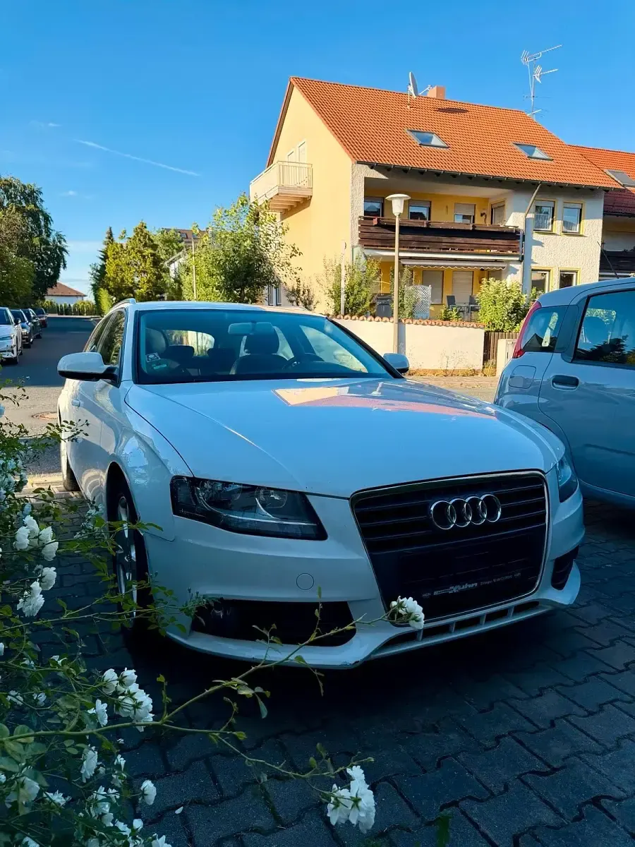 Gebraucht Audi A4 Ambition 143 PS (105 kW) 2009 Weiß Kombi