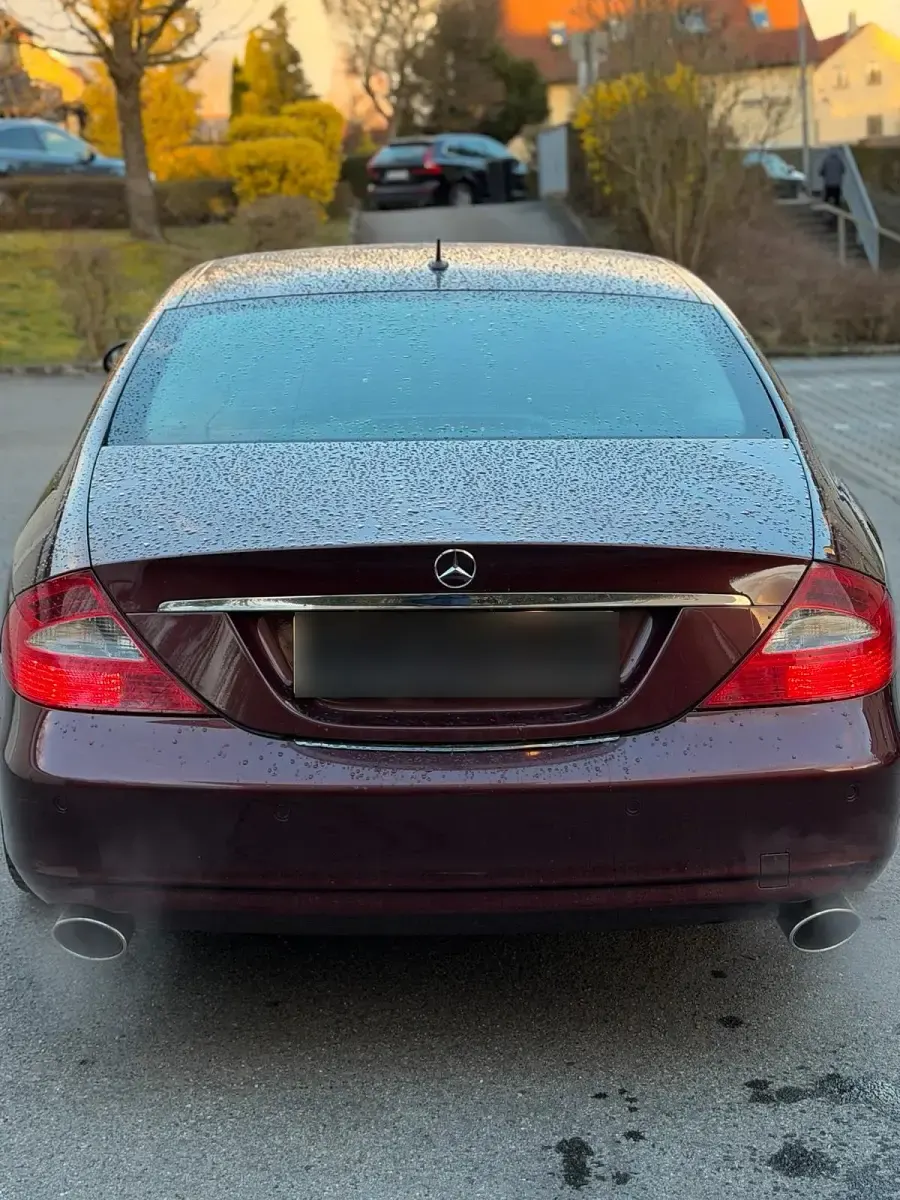 Gebraucht Mercedes CLS320 224 PS (164 kW) 2007 Rot Coupé