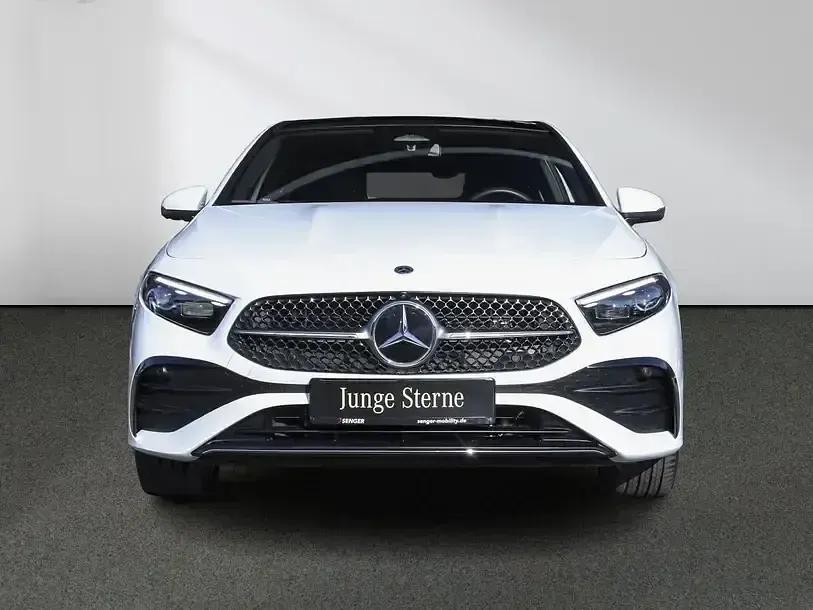 Gebraucht Mercedes A250 Premium 218 PS (160 kW) 2025 Weiß Limousine