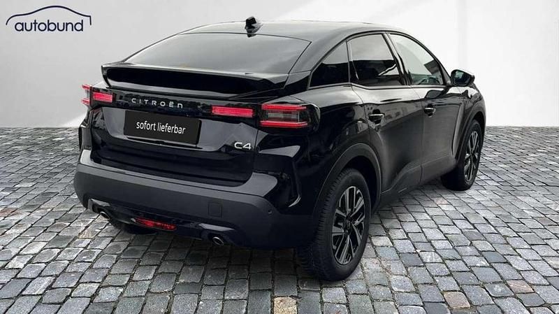 Neu Citroën C4 131 PS (96 kW) 2025 Schwarz SUV