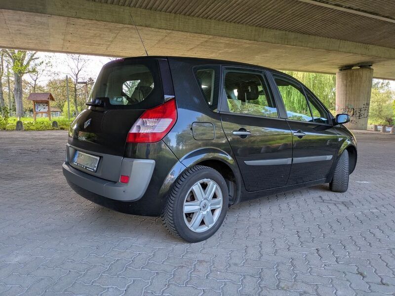Schwarz Gebraucht 2004 Renault Scénic II Authentique Van / Kleinbus | 2.150 € (Fairer Preis) - Bild 1/4