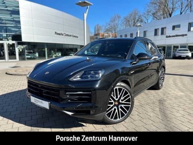Schwarz Gebraucht 2025 Porsche Cayenne SUV | 121.750 € (Etwas zu teuer) - Bild 1/4
