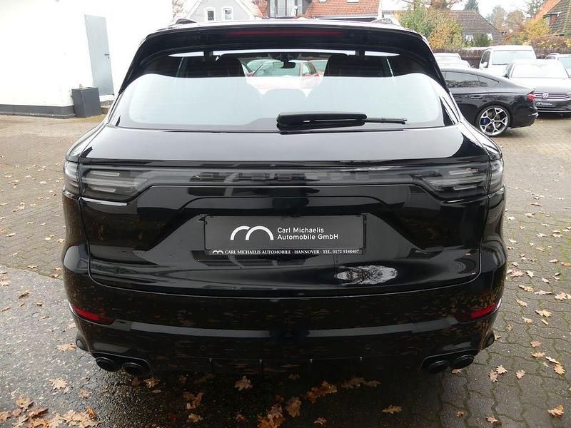 Gebraucht Porsche Cayenne GTS 460 PS (338 kW) 2022 Schwarz SUV