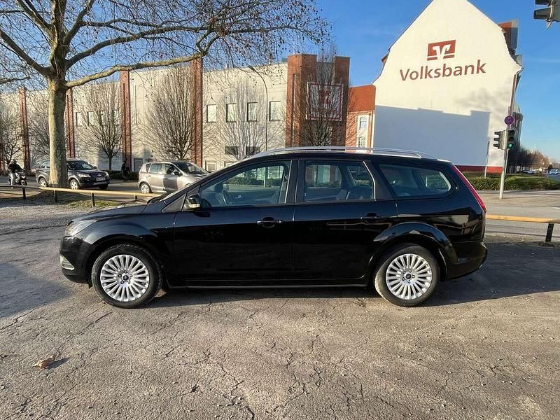 Gebraucht Ford Focus Titanium 109 PS (80 kW) 2010 Schwarz Kombi