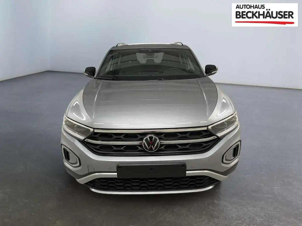 Neu VW T-Roc Cabriolet Black Edition 150 PS (110 kW) 2025 K2  pyrite silver met. SUV