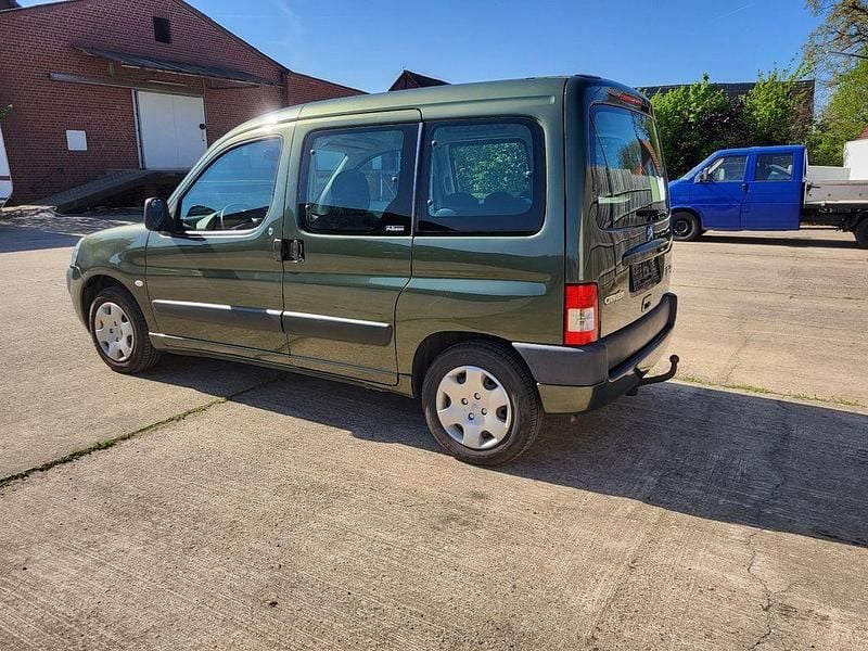 Gebraucht Citroën Berlingo 75 PS (55 kW) 2006 Grün Van / Kleinbus