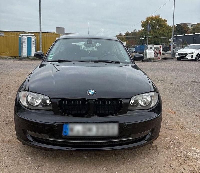 Schwarz Gebraucht 2008 BMW 120 Kleinwagen | 4.050 € (Guter Preis) - Bild 1/4