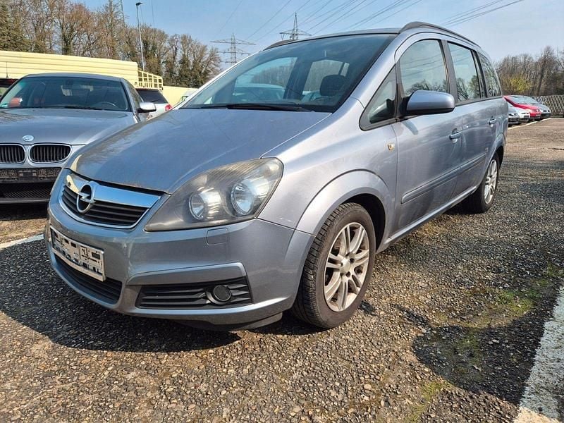 Gebraucht Opel Zafira Edition 140 PS (102 kW) 2006 Silber Van / Kleinbus