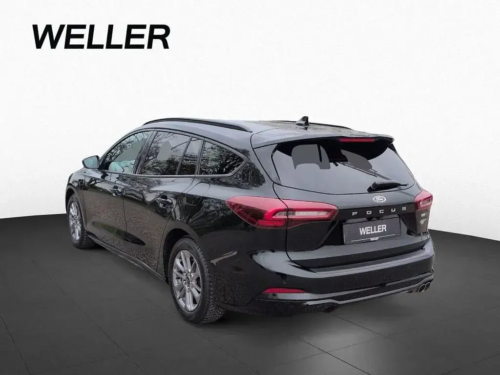 Gebraucht Ford Focus ST-Line 125 PS (91 kW) 2023 Agate black metallic (schwarz) Limousine