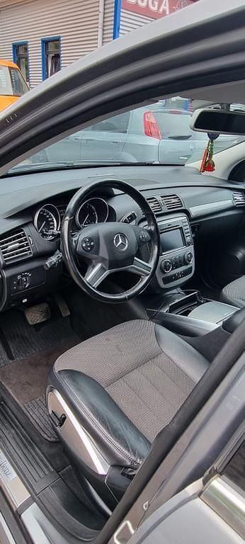 Gebraucht Mercedes R350 265 PS (194 kW) 2011 Silber Van / Kleinbus