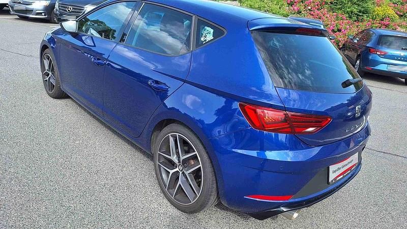 Gebraucht Seat Leon FR 190 PS (139 kW) 2019 "mystery" blau