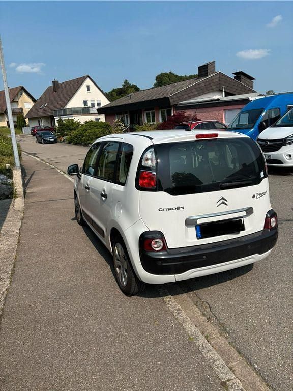 Weiß Gebraucht 2011 Citroën C3 Picasso SELECTION Van / Kleinbus | 3.800 € (Fairer Preis) - Bild 1/3