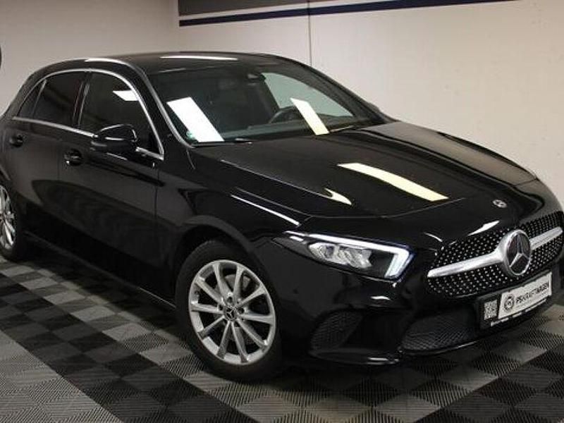 Gebraucht Mercedes A220 Progressive 190 PS (139 kW) 2018 Schwarz Limousine