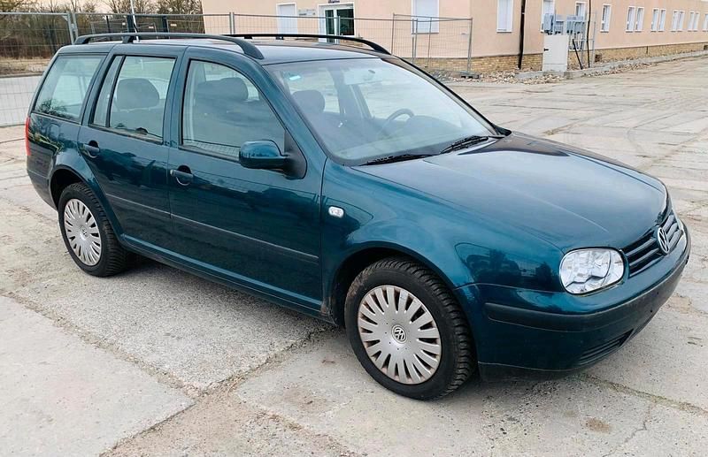 Gebraucht VW Golf IV 101 PS (74 kW) 2002 Grün Kombi