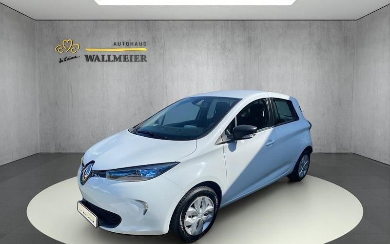 Weiß Gebraucht 2020 Renault Zoe Iconic Kleinwagen | 14.990 € (Etwas zu teuer) - Bild 1/4