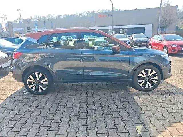 Gebraucht Seat Arona Beats 116 PS (85 kW) 2019 Magnetic tech (metallic) SUV