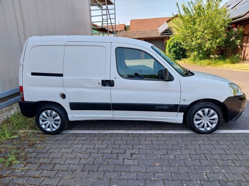 Gebraucht Citroën Berlingo 69 PS (50 kW) 2006 Weiß Van / Kleinbus