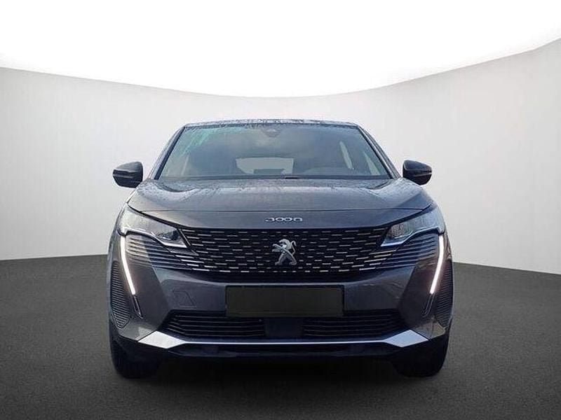 Gebraucht Peugeot 3008 Active 131 PS (96 kW) 2023 Grau Limousine