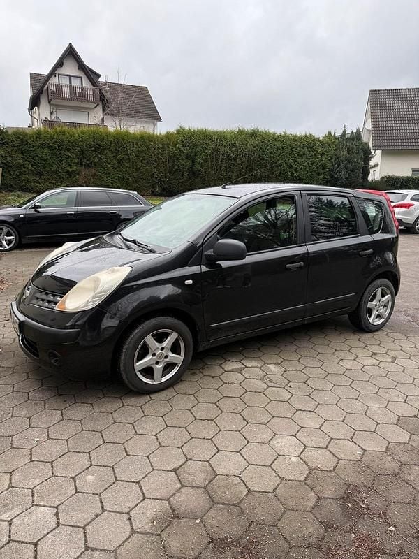 Gebraucht Nissan Note 88 PS (64 kW) 2007 Rot Kleinwagen