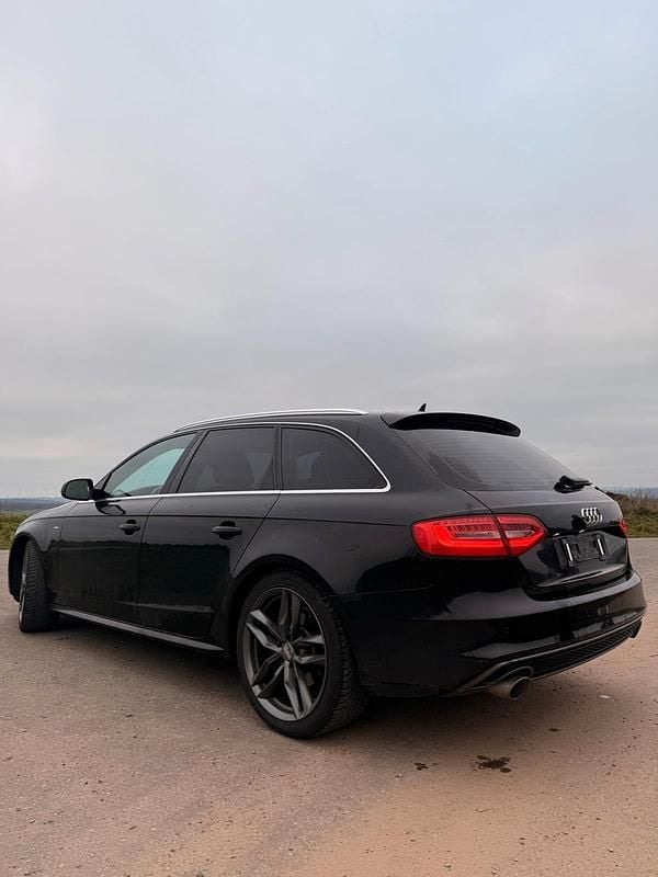 Gebraucht Audi A4 S-Line 240 PS (176 kW) 2014 Schwarz Kombi